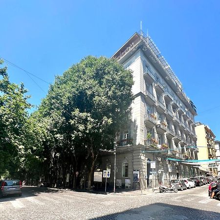 Miluar Luxury B&B - Vanvitelli Napoli Bagian luar foto