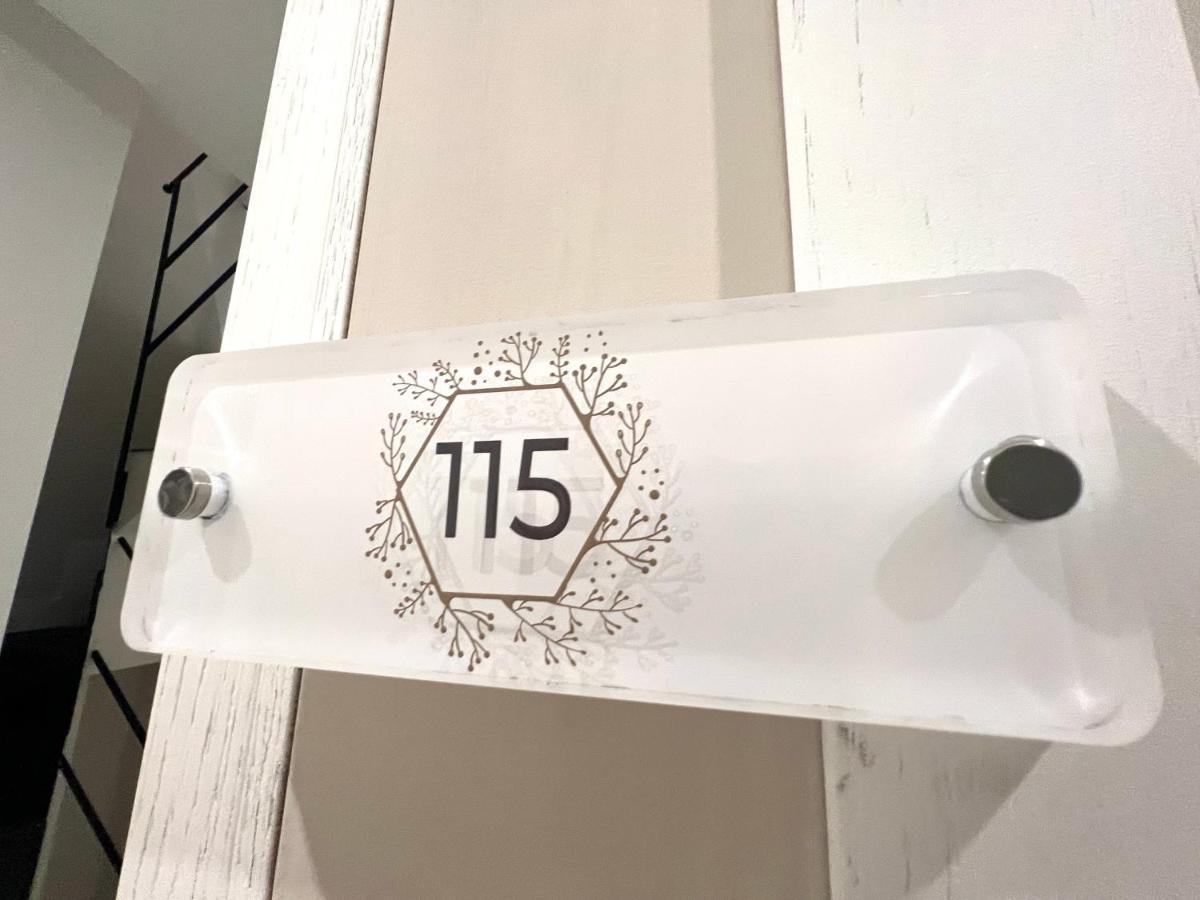 Miluar Luxury B&B - Vanvitelli Napoli Bagian luar foto