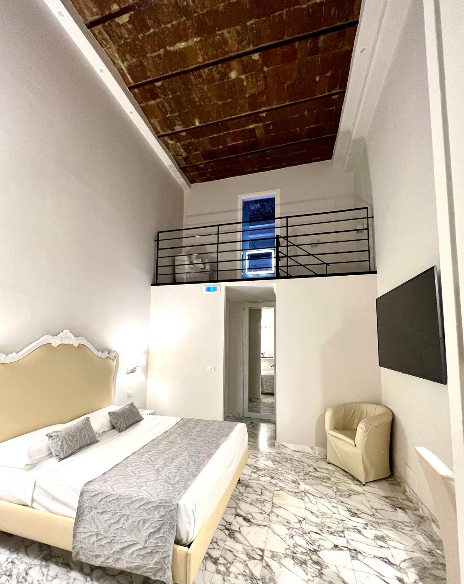 Miluar Luxury B&B - Vanvitelli Napoli Bagian luar foto